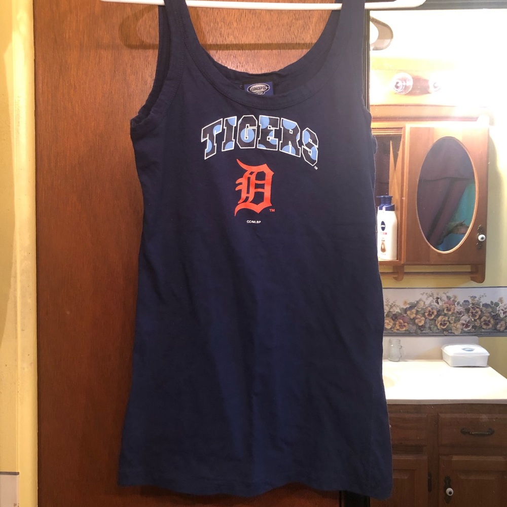 MLB Blue Tank Top Detroit Tigers Logo Reposhed